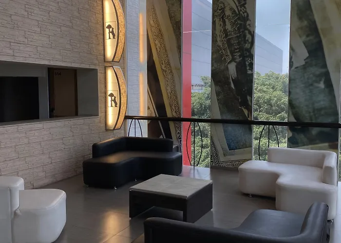 De Madrid Hotel 4*